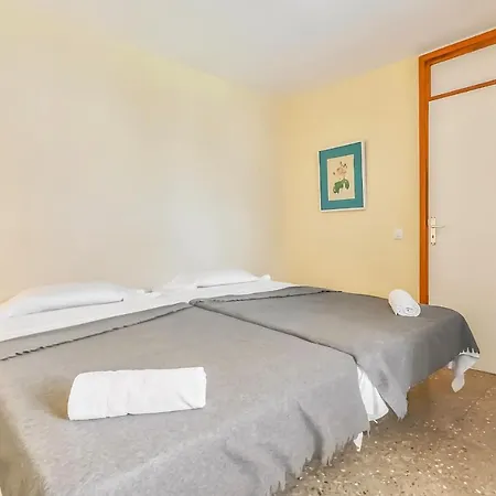 شقة Apartment With Wifi, Pool,Near Beach,Tenerife South